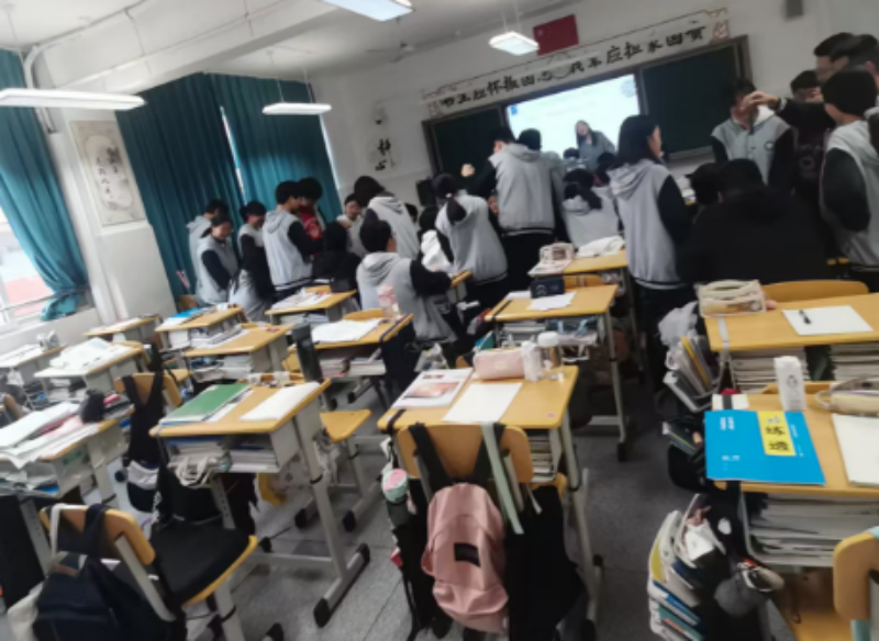 图片2.png 图片2.png